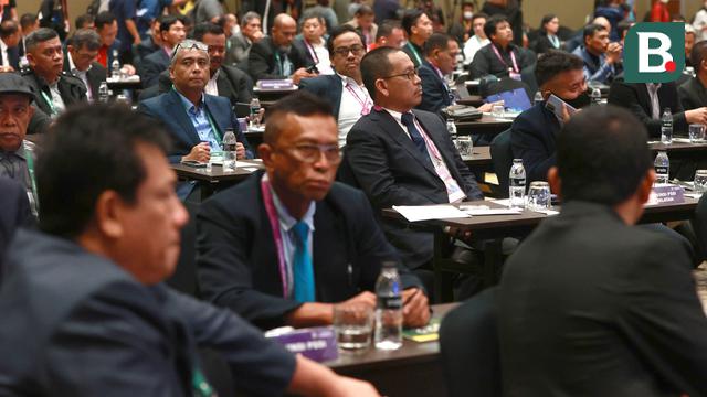 Foto: Gaya Casual Anak Presiden saat Menghadiri Kongres Biasa PSSI 2023