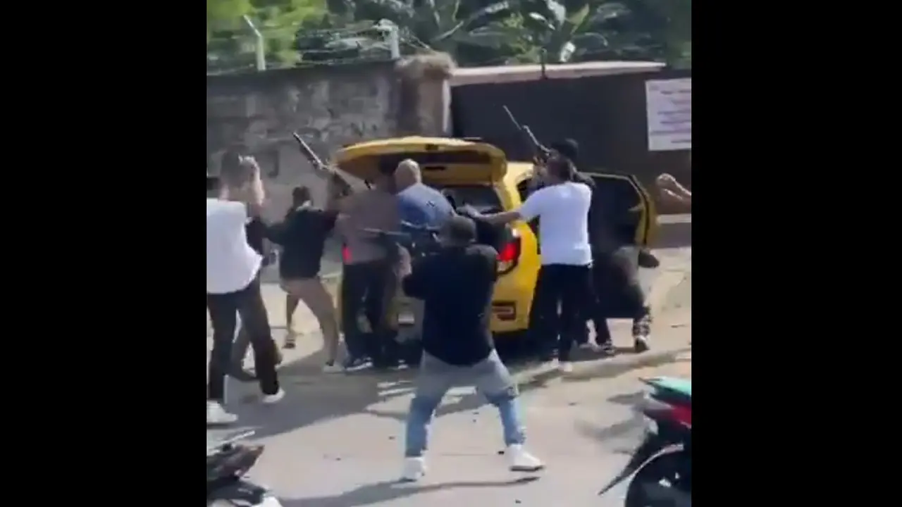 Bentrok Antar Kelompok di Kemang Jaksel