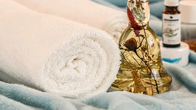 Minyak/pixabay stevepb