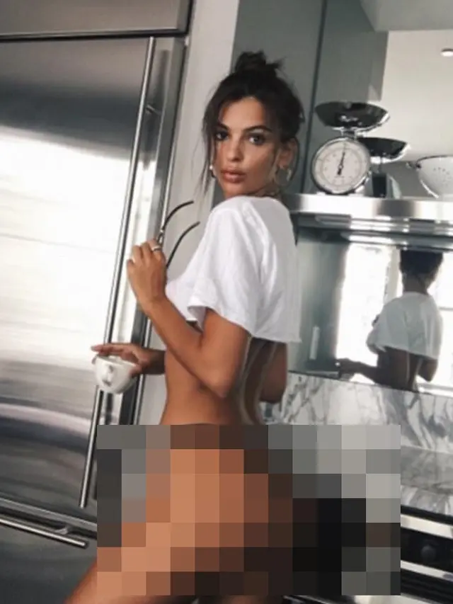 [Bintang] Emily Ratajkowski