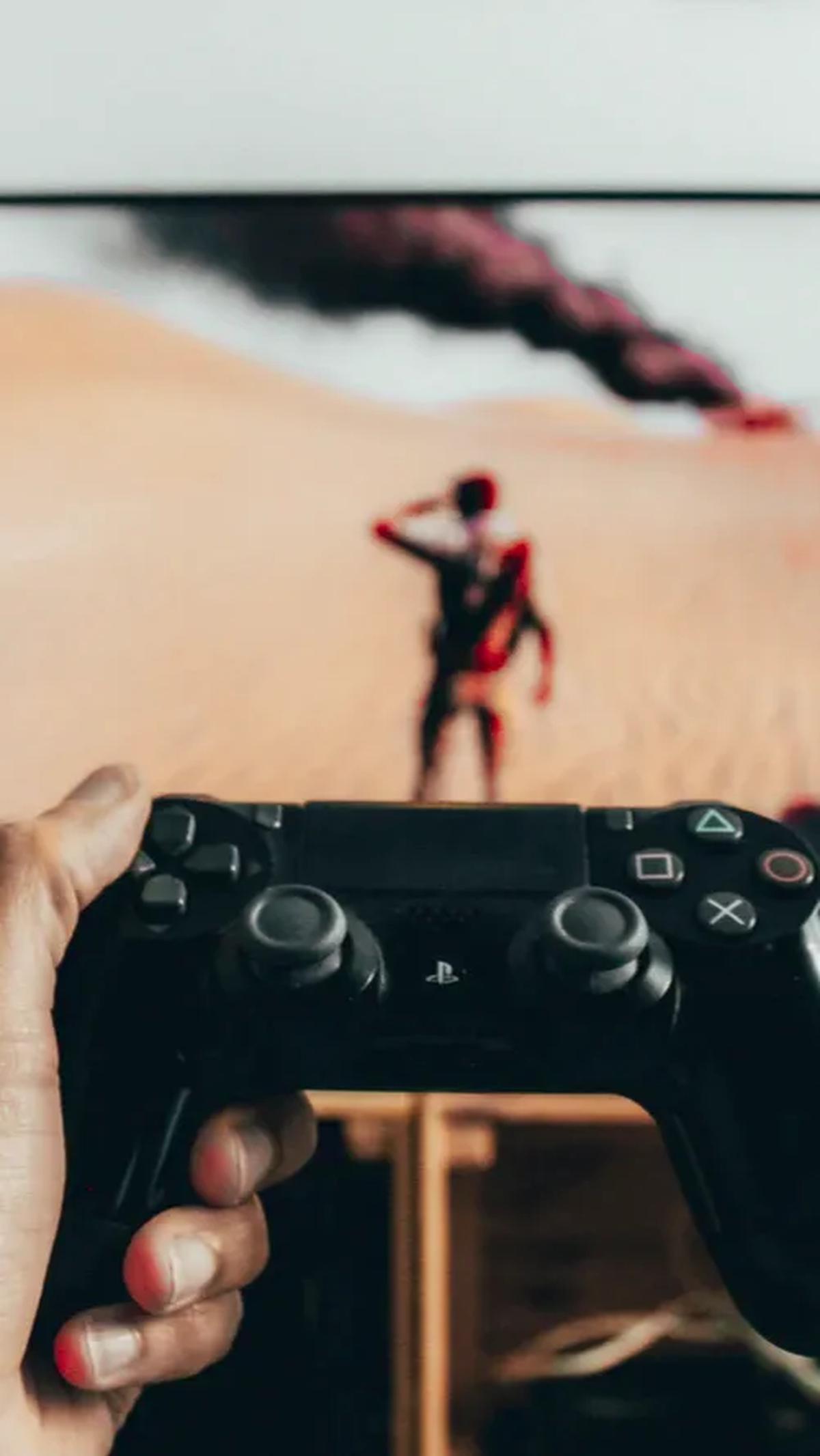 Seiring berkembangnya zaman, banyak hiburan yang bisa dinikmati setiap orang di belahan dunia manapun. 

Selain media sosial, game RP kini menjadi salah satu hiburan yang banyak diminati.