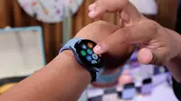 Samsung Galaxy Watch5 yang baru saja diperkenalkan ke publik. (Liputan6.com/Iskandar)