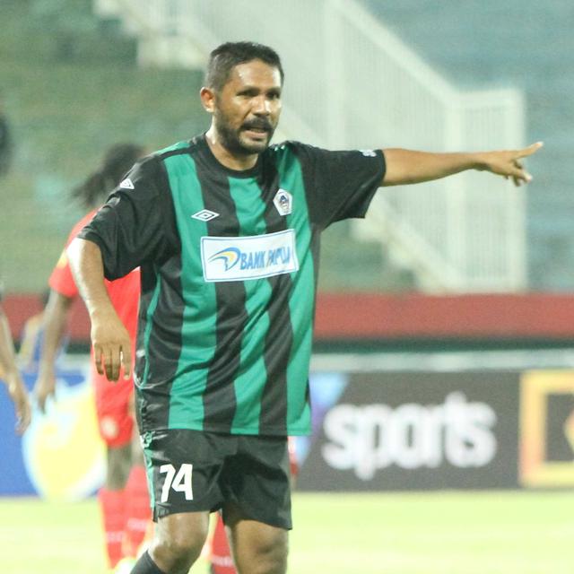 Wawancara Eduard Ivakdalam Mimpi Saya Jadi Pelatih Kandas