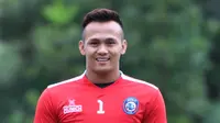 Kiper muda Arema FC, Andriyas Francisco. (Bola.com/Iwan Setiawan)