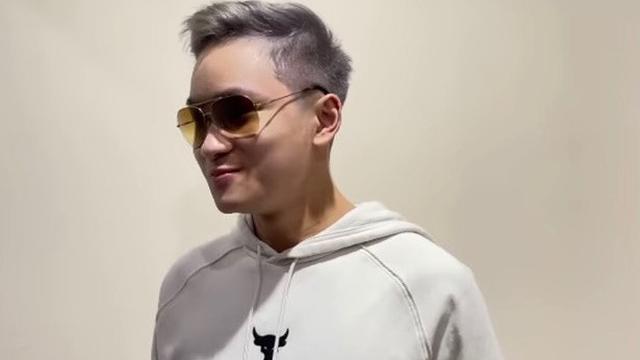 6 Potret Terbaru Azka Corbuzier Usai Ganti Gaya Rambut, Makin Macho