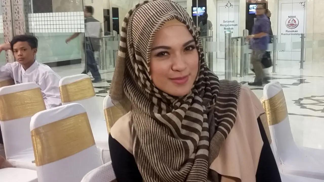 Delia Septianti