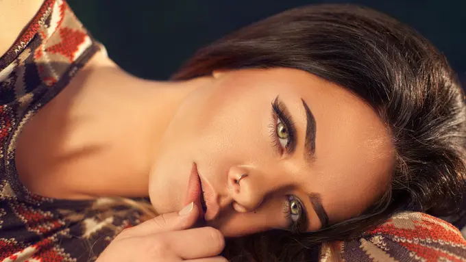 [Fimela] Bebas Ketombe