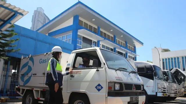 Masnila Trisna atau yang biasa disapa Awi sudah hampir 5 tahun ini berkarir pada kegiatan penyaluran gas bumi. (Dok PGN)