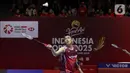 Jonatan Christie tersingkir di babak 16 besar Indonesia Open 2025 usai kalah 21-12, 12-21, 10-21 dari Lee Cheuk Yiu. (Liputan6.com/Herman Zakharia)