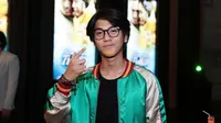 Sekolah di Luar Negeri, Iqbaal CJR Dikritik