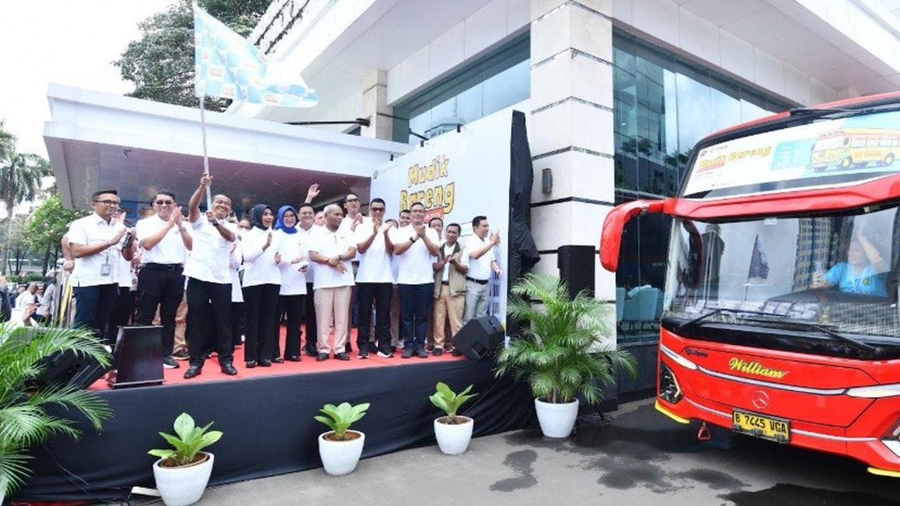 Mudik Aman dan Nyaman, Menteri ESDM & Dirut Pertamina Lepas 1.407 Pemudik