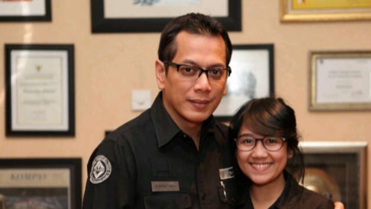 Sebelumnya, Nda Cici ini merupakan salah satu tim kreatif di stasiun televisi nasional ternama. <br>