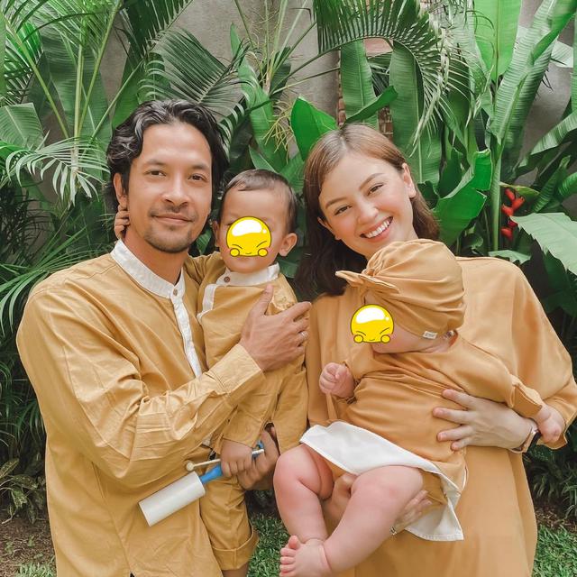 Jarak Lahir Buah Hati Berdekatan, Ini 6 Artis yang Cepat Hamil Anak Kedua