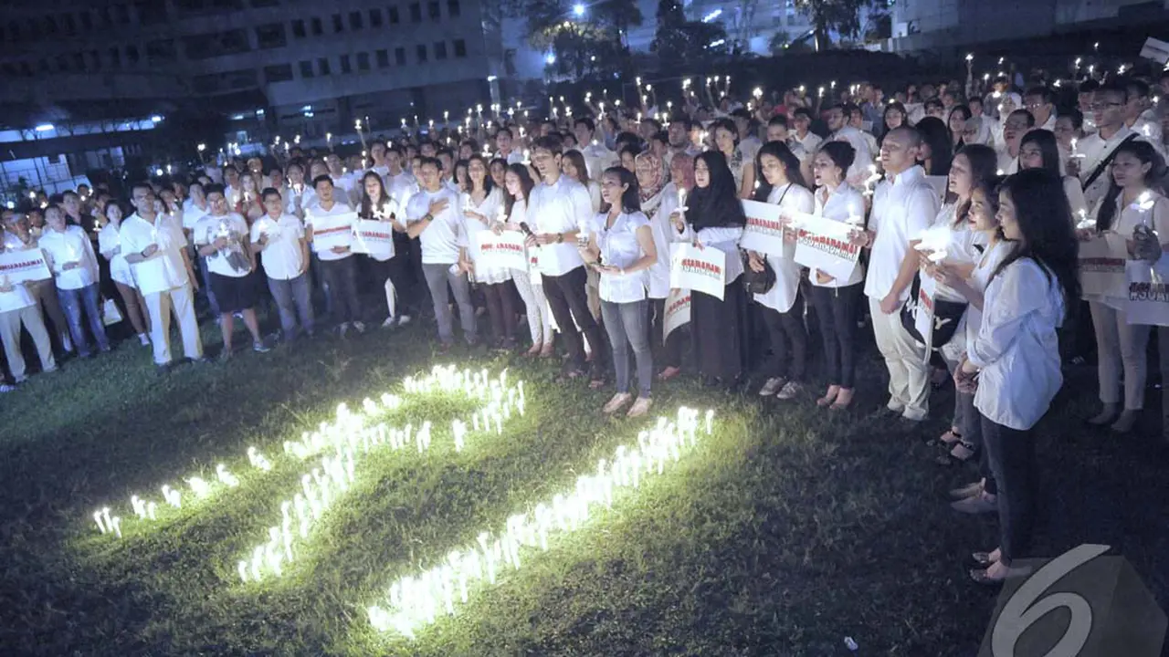 Ratusan Lilin untuk Perdamaian Indonesia