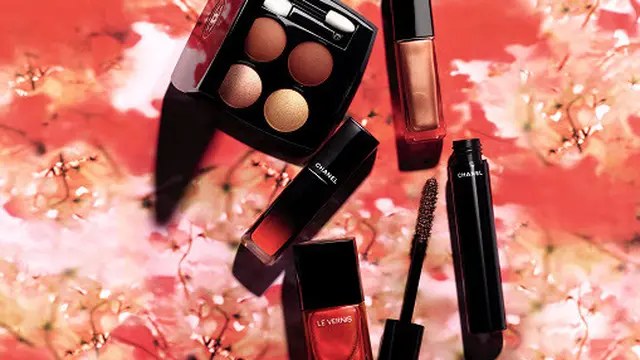 Les Fleurs De Chanel