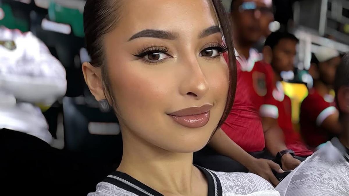 Setia Dukung Justin Hubner, Intip Potret Jennifer Coppen Tampil Konsisten dengan Latina Makeup Look di Stadion