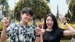 YouTuber yang sempat tinggal di Malang, Jawa Timur itu kemudian mengajak sang istri Jeanette Ong untuk berlibur ke Indonesia. (FOTO: instagram.com/hansoljang110)