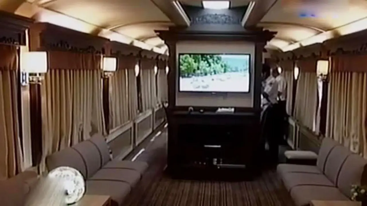 20150707-Kereta Api-Jakarta