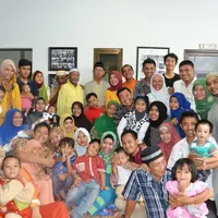 Lebaran menjadi momen kumpul keluarga.