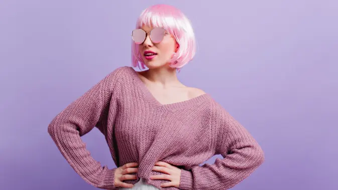 Warna Rambut Lo Mencolok? Ini Artinya!