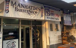 Barbershop Manhattan Kini Jadi Agen BRILink Andalan Ibu-Ibu di Yogyakarta. (foto: fardi rizal)