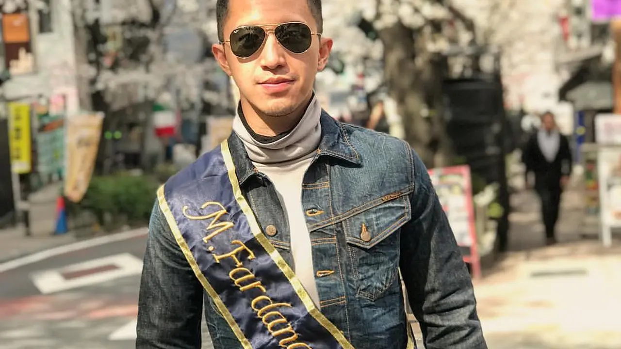 Potret calon suami Ayu Ting ting, Muhammad Fardhana. [Foto: Instagram/derazala]