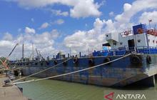PTP Nonpetikemas Pangkalbalam Pasang Oil Boom, Komitmen Atasi Pencemaran Minyak di Pelabuhan