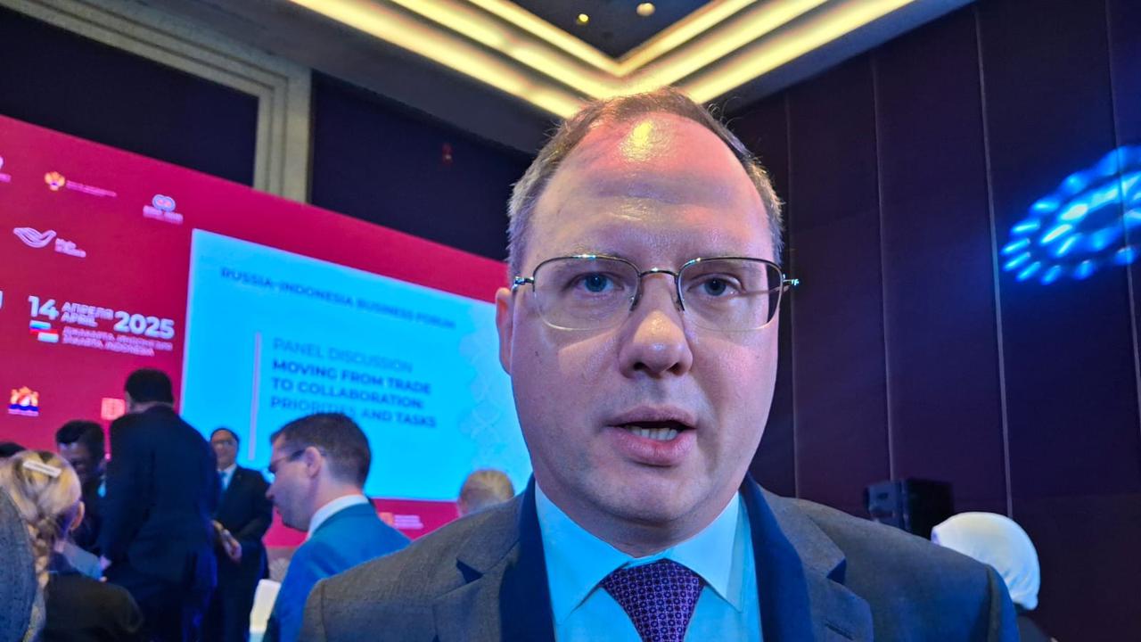 Wakil Menteri Perindustrian dan Perdagangan Federasi Rusia Alexey Gruzdev dalam acara "Indonesia-Rusia Business Forum" 2025 yang diselenggarakan di Jakarta, Senin (14/4/2025).