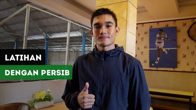 Berita video pemain anyar Persib Bandung, Zalnando memulai latihan bersama skuat Maung Bandung.