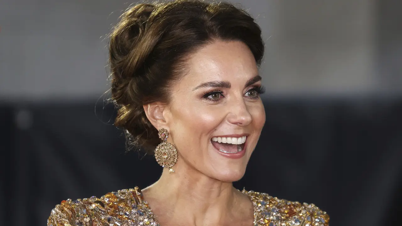 Kate Middleton dalam pemutaran film James Bond No Time to Die. (Chris Jackson/Pool Photo via AP)