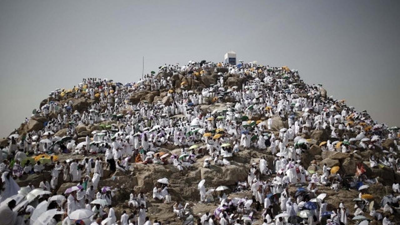 Pemandangan menakjubkan jutaan jemaah haji wukuf di Arafah