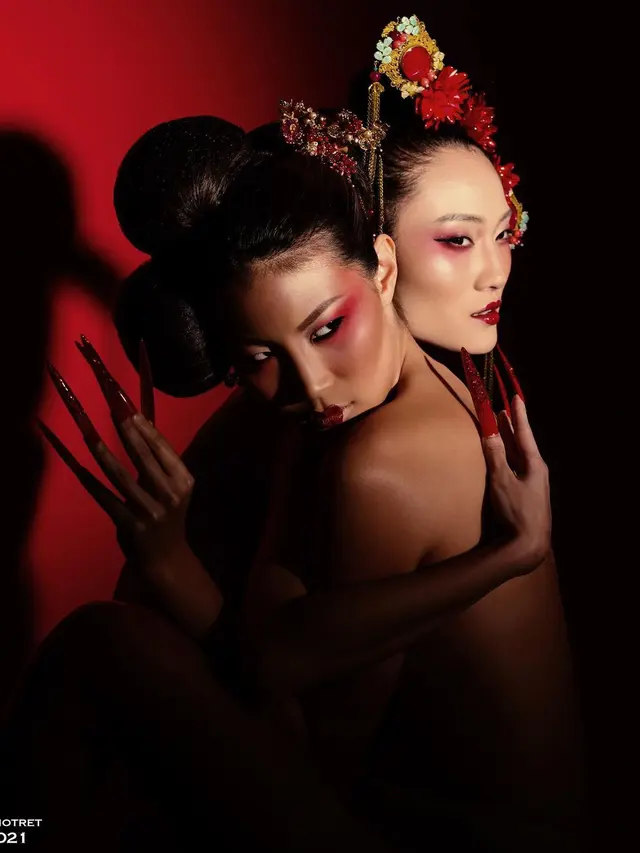 Gaya Pemotretan Patricia Gouw dan Ayu Gani Bertema Chinese Opera. (Sumber: Instagram/riomotret)
