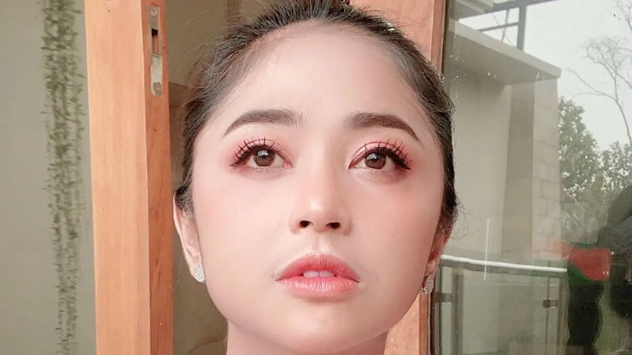 Dewi Perssik. (Foto: Dok. Instagram @dewiperssikreal)