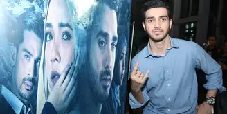 Banyak acara seorang aktor dalam membangun chemistry sebelum memulai syuting. Bisa dengan jalan dengan lawan main, bisa juga mencari cara lain. Begitu juga dengan aktor Fachry Albar. (Nurwahyunan/Bintang.com)