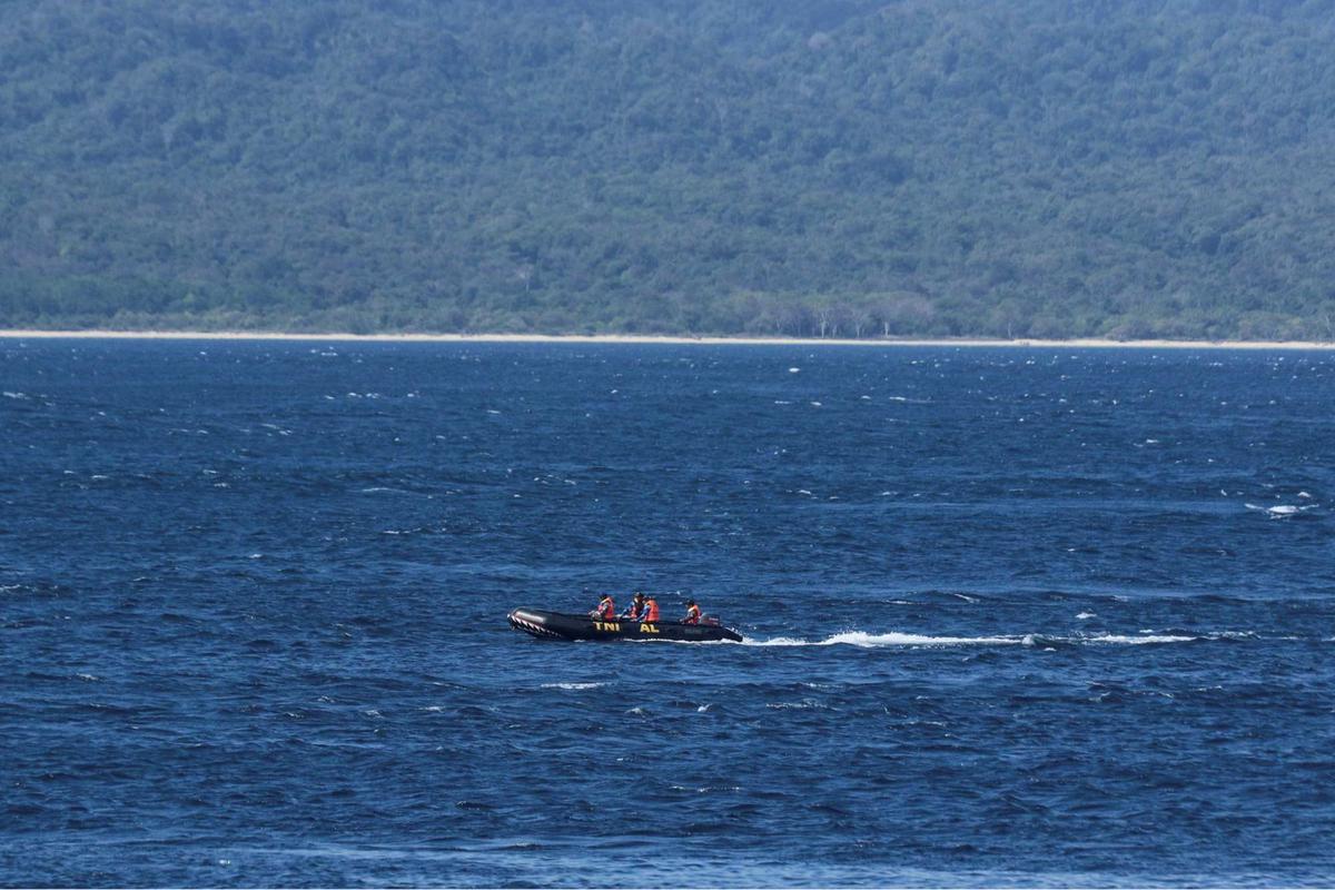 Tragedi kapal tenggelam di Selat Bali