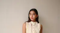 8 Pilihan Dress Brokat dengan Aksen Ruffle Terbaik 2025, Cocok untuk Kondangan hingga Formal Look