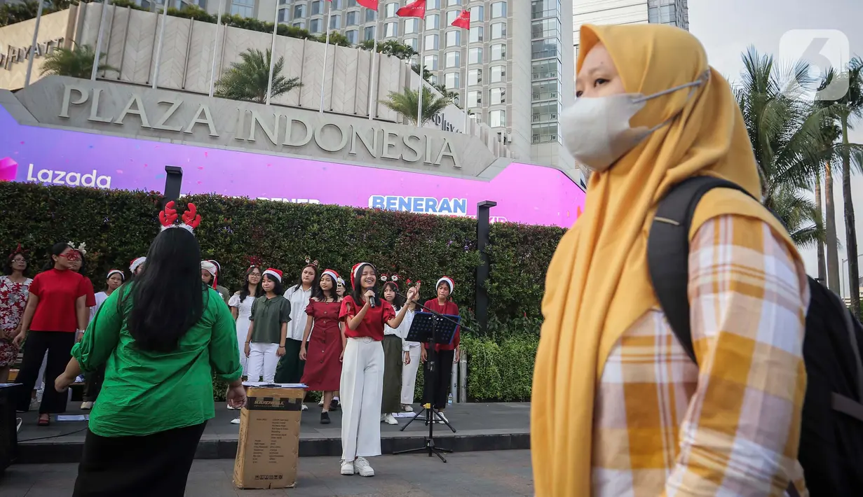 Kegiatan Christmas Carol merupakan salah satu upaya dalam menjaga kesetaraan beragama di Jakarta. (Liputan6.com/Angga Yuniar)