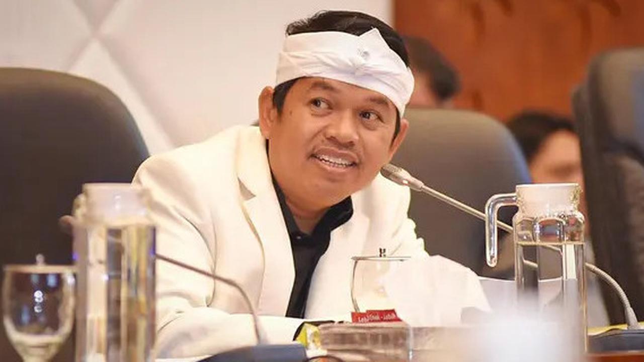 Ancaman Dedi Mulyadi ke Kades di Cirebon Usai Viral Asyik Nyawer di Klub Malam