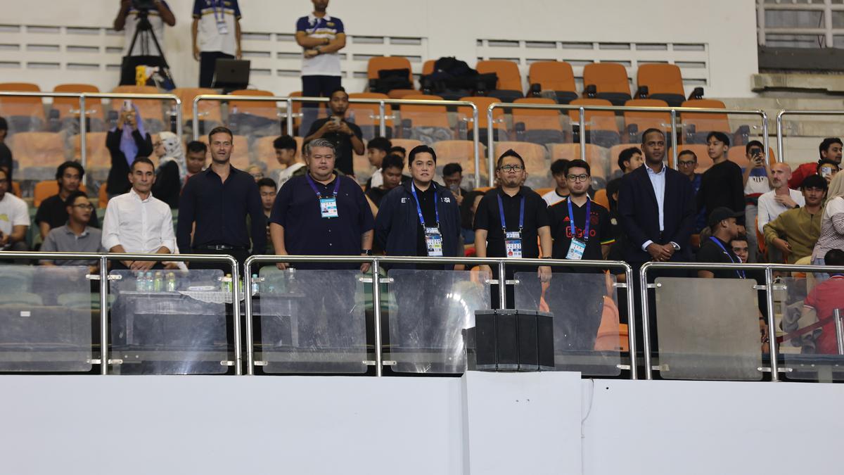 Patrick Kluivert Nonton Dewa United Vs Persija di Pakansari Bareng Erick Thohir, Pantau 5 Pemain Timnas Indonesia?