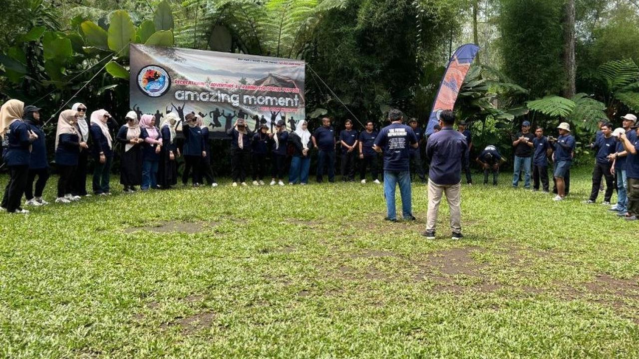 Tumbuhkan Kebersamaan, Dinas Kominfo Kalsel Gelar Outbound