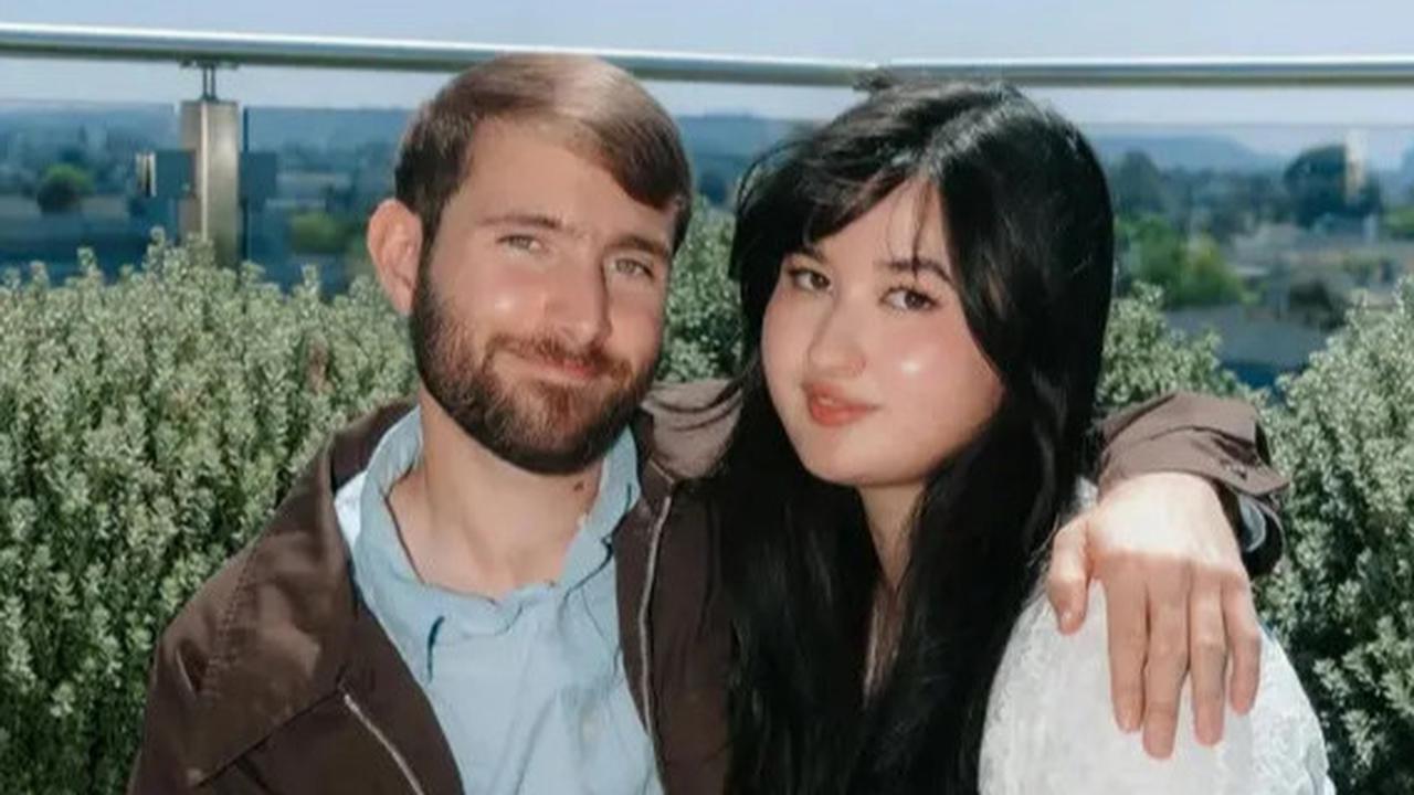 Stephanie Poetri dan Asher Menikah Sederhana di Amerika Tanpa Cicin Kawin hingga Perhiasan, Kenapa?