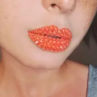 Bibr bertabur kristal. (Instagram/vladamua).