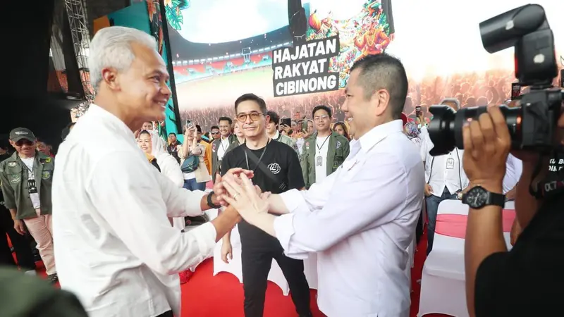 Ketua Umum DPP Partai Perindo Hary Tanoesoedibjo (HT) dan capres nomor urut 3, Ganjar Pranowo (Istimewa)