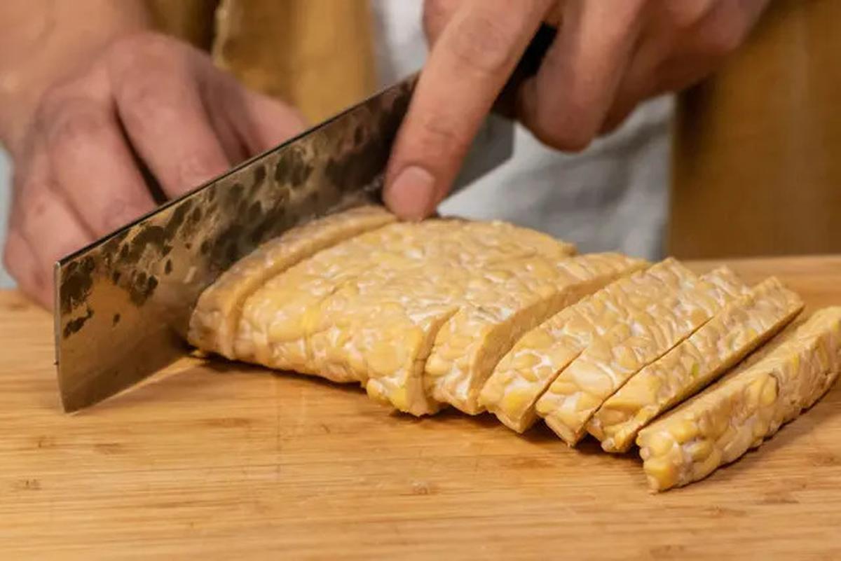Resep Tumis Kangkung Tempe Ulek untuk Jadi Menu Bekal Sat Set
