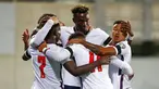Para pemain Inggris melakukan selebrasi usai Bukayo Saka mencetak gol ke gawang Andorra pada pertandingan kualifikasi Grup I Piala Dunia 2022 di National Stadium, Andorra la Vella, 9 Oktober 2021. Inggris menang 5-0. (AP Photo/Joan Monfort)
