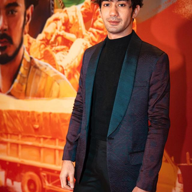 6 Artis Ini Tak Pernah Tahu Sosok Ayah Sejak Kecil, Dibesarkan Oleh Ibunda