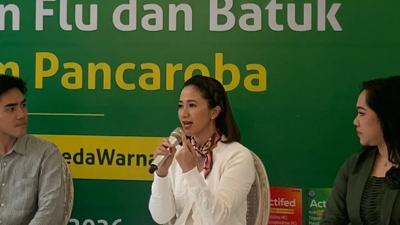CEO dan Co-Founder Parentalk, Nucha Bachri menjelaskan langkah yang dilakukan saat anak mengalami batuk, pilek, dan demam di rumah dalam acara Actifed pada Kamis (01/10/2026) di Depok, Jawa Barat.