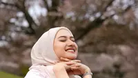 Lirik Lagu Jalan Tengah dari Nadzira Shafa, Biar Saja Waktu yang Membalas Luka Ini Untukmu...