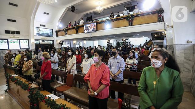 FOTO: Misa Malam Natal di GPIB Effatha Jakarta
