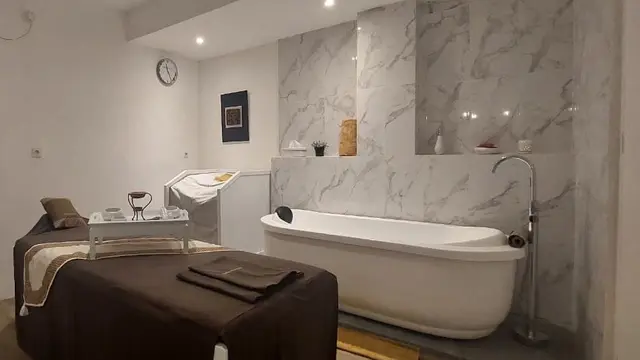 Perawatan Relaksasi Holistik dengan Filosofi Rupasampat Wahyabiantara Kini Hadir di Nabire, Papua